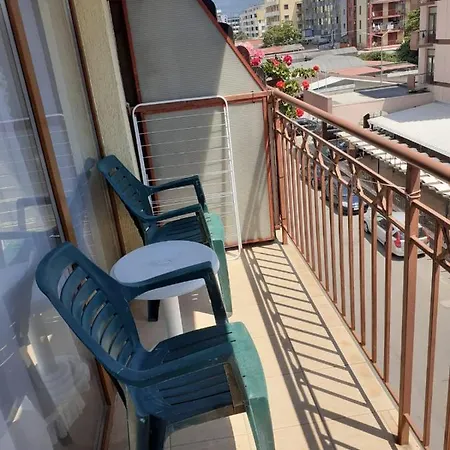 Central With A View Apartment *